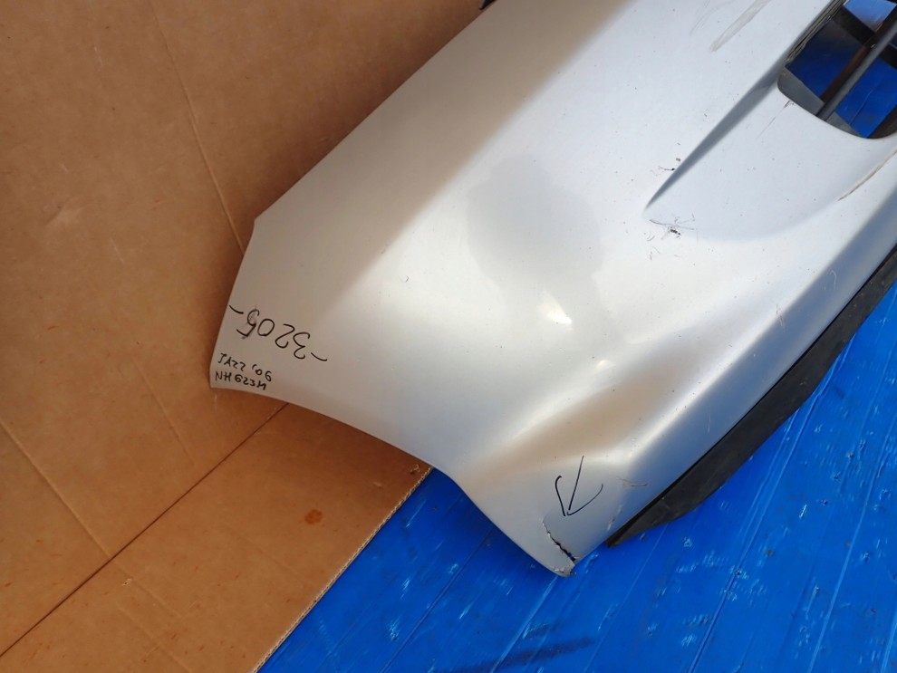 HONDA JAZZ II 06-08 ZDERZAK PRZEDNI NH623M 5/16