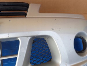 SUZUKI IGNIS 00-03 ZDERZAK PRZEDNI PRZÓD Z2S 8/15 MINIATURA