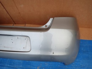 TOYOTA YARIS II 06-09 ZDERZAK TYLNY 1F8 7/13 MINIATURA