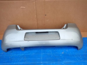 TOYOTA YARIS II 06-09 ZDERZAK TYLNY 1F8 10/13 MINIATURA