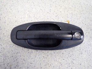 HYUNDAI SANTA FE I 01-05 KLAMKA PRZEDNIA LEWA