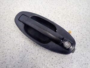 HYUNDAI SANTA FE I 01-05 KLAMKA PRZEDNIA LEWA 3/6 MINIATURA