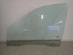 HYUNDAI SANTA FE I 01- SZYBA PRZEDNIA LEWA