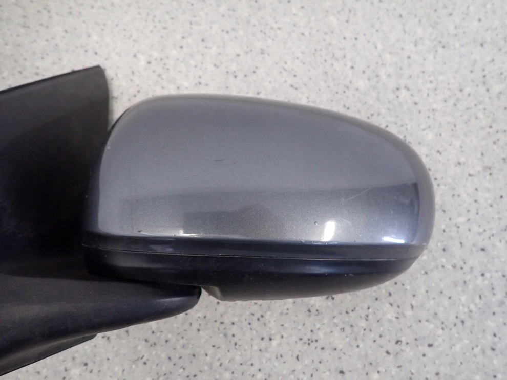 ALMERA TINO 00-06 LUSTERKO LEWE 3 PINY 8/8