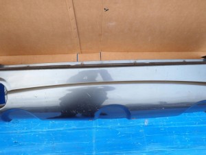 HYUNDAI SANTA FE 01-03 ZDERZAK TYLNY 6/10 MINIATURA