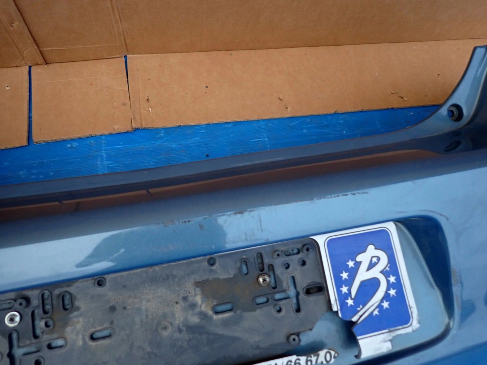 TOYOTA YARIS II 06-09 ZDERZAK TYLNY 8T1 5/13