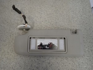 CHEVROLET CRUZE 08- DASZEK PRZECIWSŁONECZNY LEWY 1/6 MINIATURA