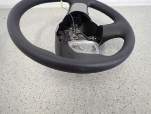 NISSAN MICRA K13 10- KIEROWNICA KOŁO KIEROWNICY 4/6 MINIATURA