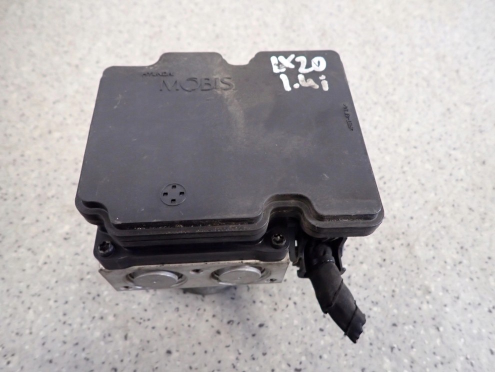 HYUNDAI IX20 1.6 BENZYNA AUTOMAT 09- POMPA ABS 1/8