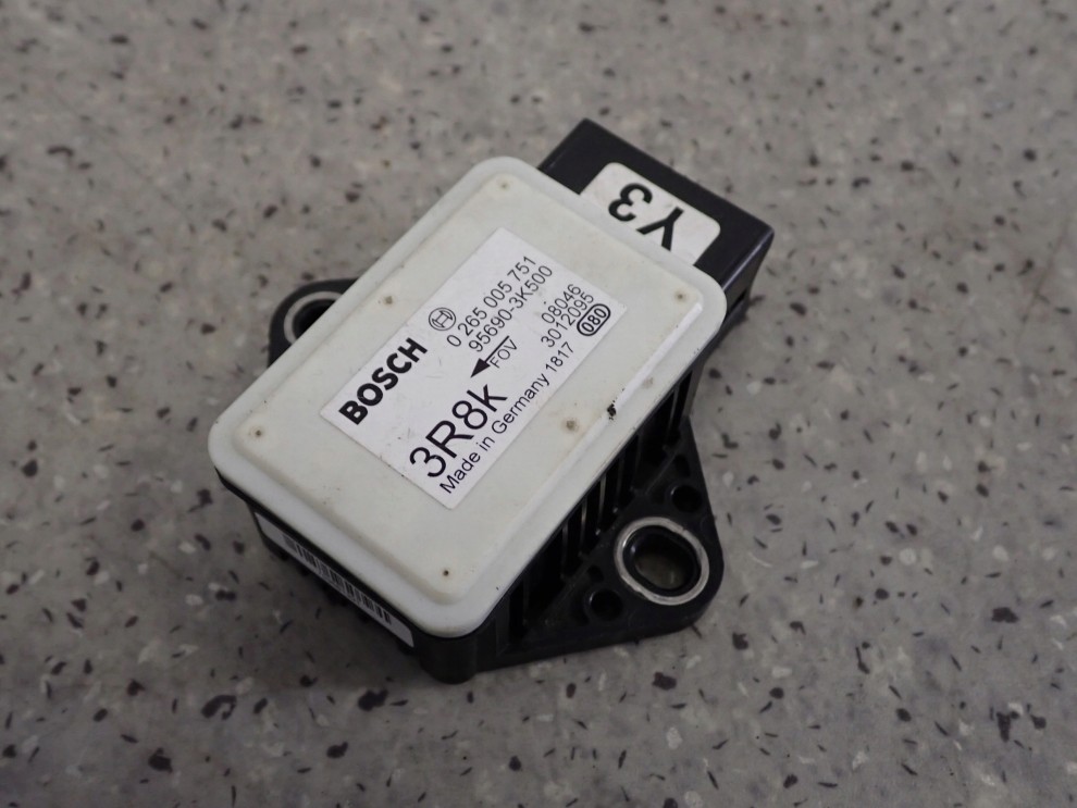 HYUNDAI SONATA 05-09 CZUJNIK ESP 1/2