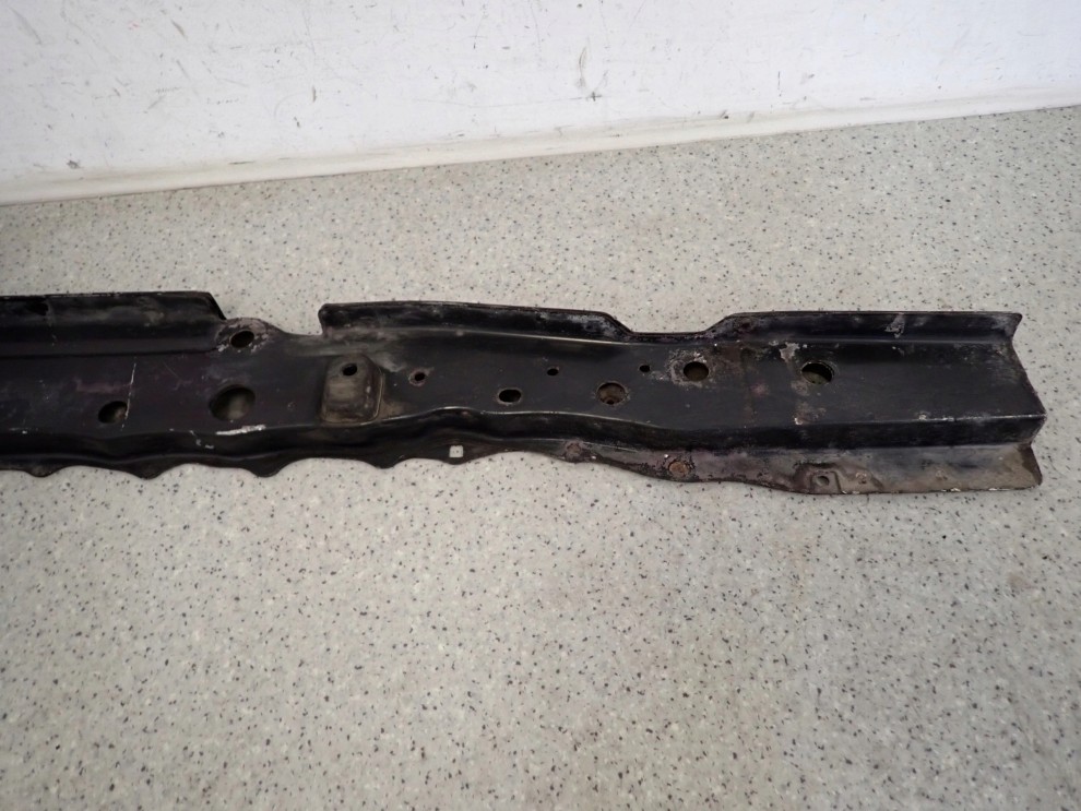 NISSAN NOTE E11 06- BELKA DOLNA PASA PRZÓD POD CHŁODNICE 3/7