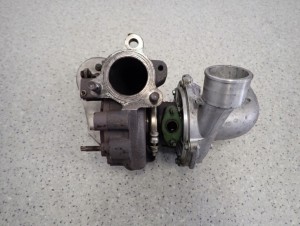 TOYOTA AVENSIS T25 2.0 D4D 06- TURBINA SPRĘŻARKA 4/5 MINIATURA