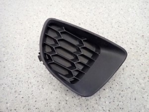 MAZDA2 MAZDA 2 08- DE ZAŚLEPKA HALOGENU RAMKA LEWA 2/4 MINIATURA