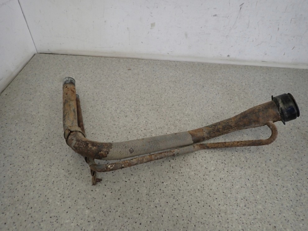 TOYOTA YARIS I 99-05 RURA WLEWU PALIWA METALOWA 5/8