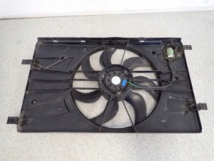 CHEVROLET ORLANDO 1.4i 10- WENTYLATOR CHŁODNICY 1/8 MINIATURA