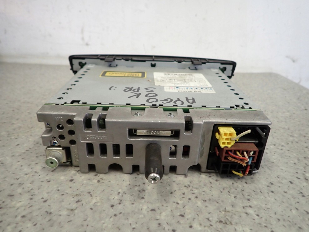 TOYOTA AYGO 06-12 RADIO ORYGINALNE RADIOODTWARZACZ 6/7