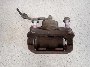 CHEVROLET ORLANDO 1.4i 10- ZACISK HAMULCOWY PRZEDNI LEWY 3/4 MINIATURA