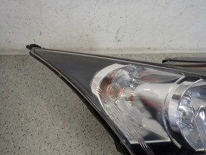 CHEVROLET CRUZE 08- LAMPA PRZEDNIA PRAWA REFLEKTOR 4/8 MINIATURA