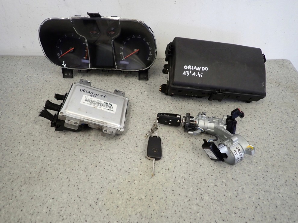 CHEVROLET ORLANDO 1.4I TURBO 10- ZESTAW STARTOWY KOMPUTER STACYJKA ZEGARY 2/14
