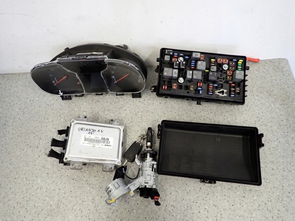 CHEVROLET ORLANDO 1.4I TURBO 10- ZESTAW STARTOWY KOMPUTER STACYJKA ZEGARY 7/14