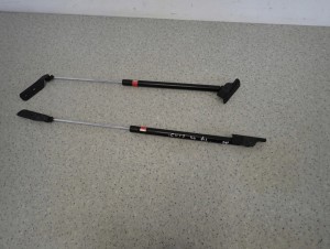 SUZUKI IGNIS 00-03 SIŁOWNIKI KLAPY TYLNEJ AMORKI