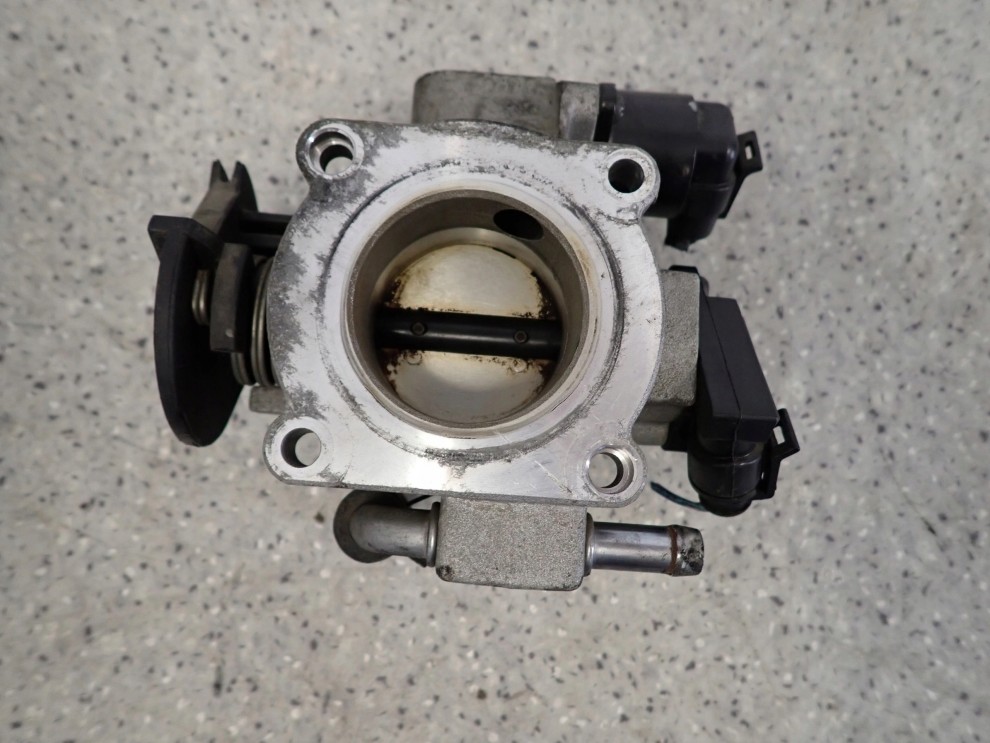 CHEVROLET AVEO T250 1.2i 07- PRZEPUSTNICA POWIETRZA 2/3