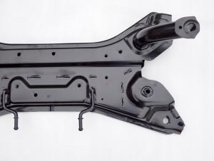 SUZUKI SWIFT III MK6 05-09 SANKI BELKA POD SILNIK 3/6 MINIATURA