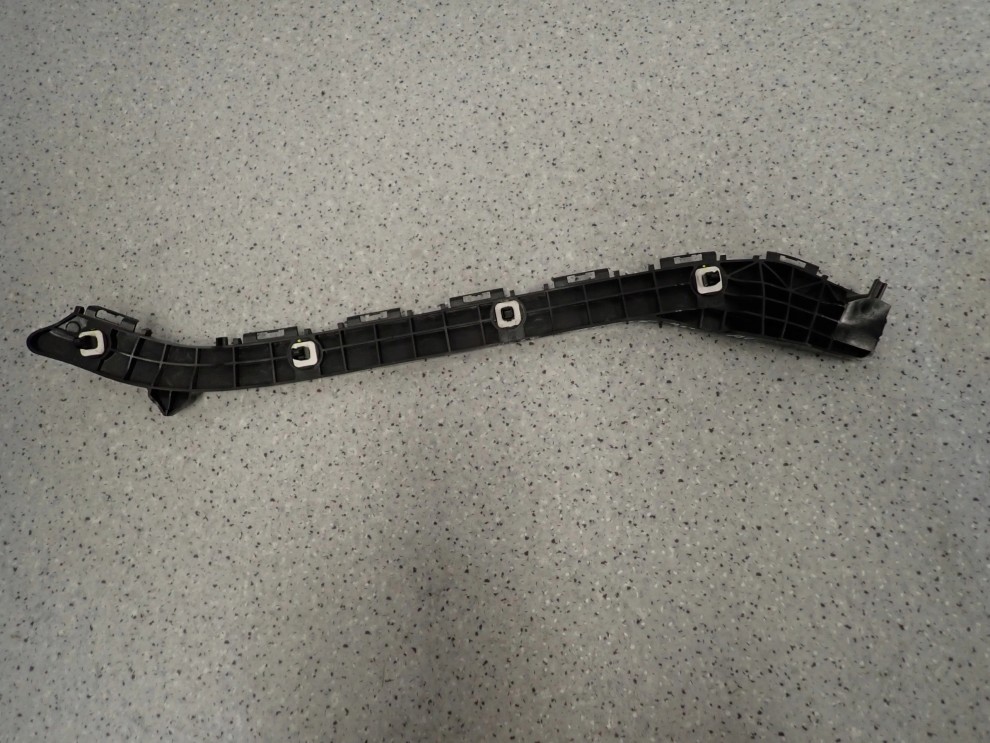 TOYOTA AURIS II 13-18 KOMBI ŚLIZG ZDERZAKA TYLNY LEWY 4/8