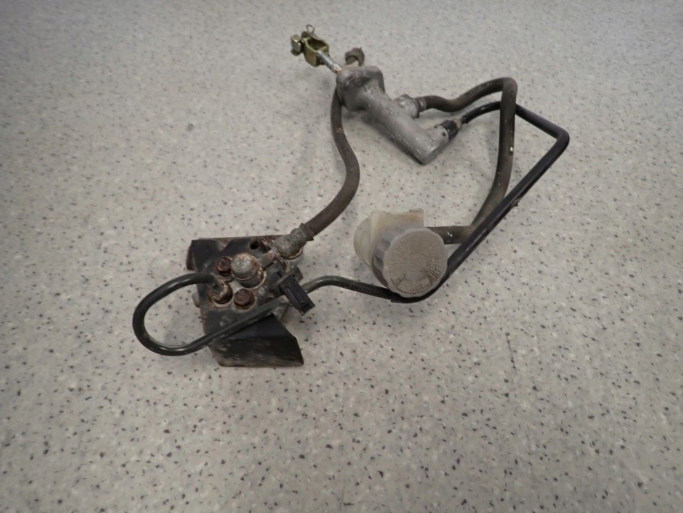 HONDA JAZZ II POMPA SPRZĘGŁA PRZEWÓD AKUMULATOR HYDRAULICZNY 4/7