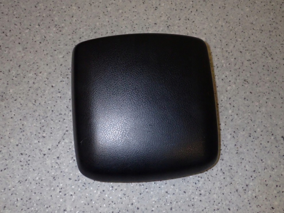 SUZUKI GRAND VITARA II 05- PODŁOKIETNIK POKRYWKA SCHOWKA 1/7