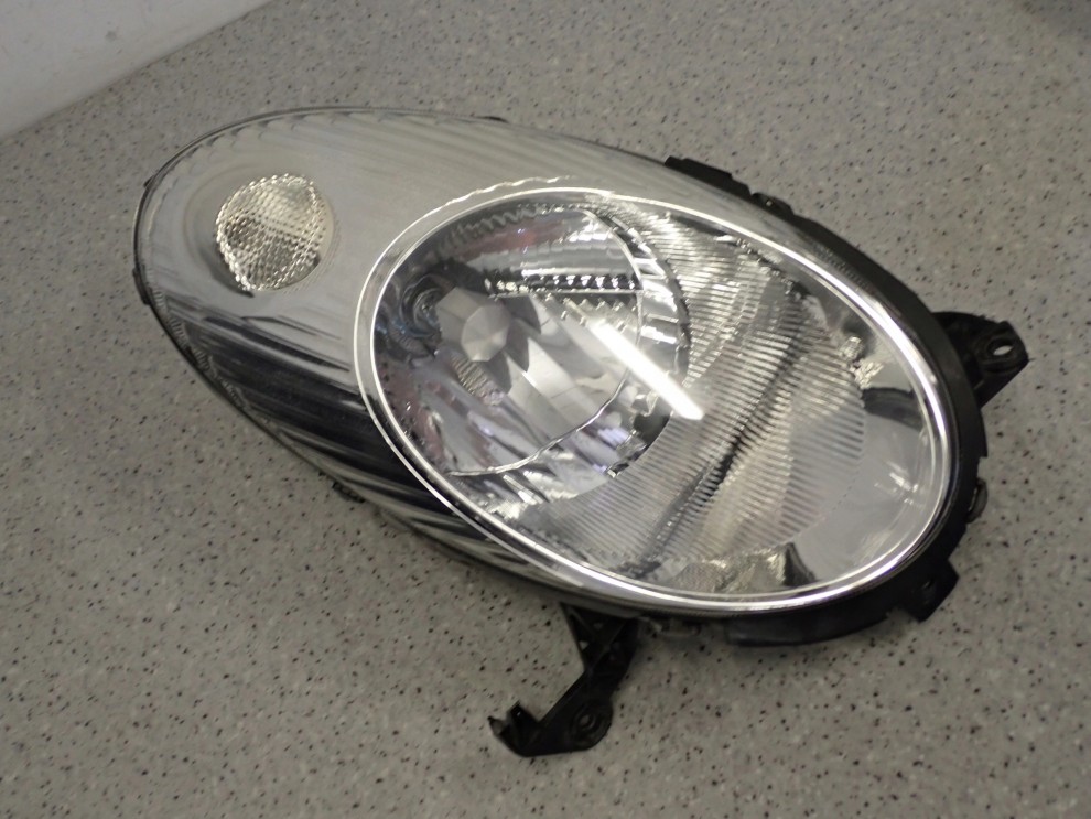 NISSAN MICRA K12 03-07 REFLEKTOR PRAWY LAMPA PRZÓD 2/9