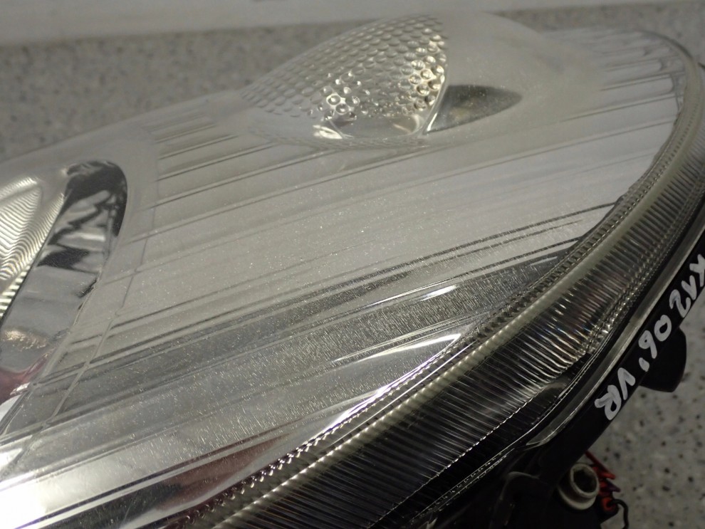 NISSAN MICRA K12 03-07 REFLEKTOR PRAWY LAMPA PRZÓD 5/9