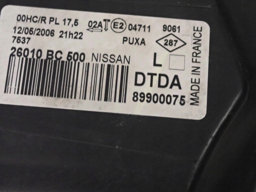 NISSAN MICRA K12 03-07 REFLEKTOR PRAWY LAMPA PRZÓD 7/9