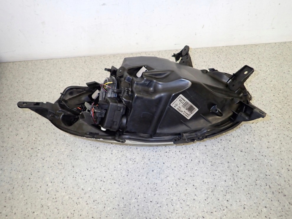 NISSAN MICRA K12 03-07 REFLEKTOR PRAWY LAMPA PRZÓD 9/9