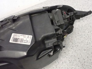 NISSAN MICRA K12 03-07 REFLEKTOR PRAWY LAMPA PRZÓD 6/9 MINIATURA