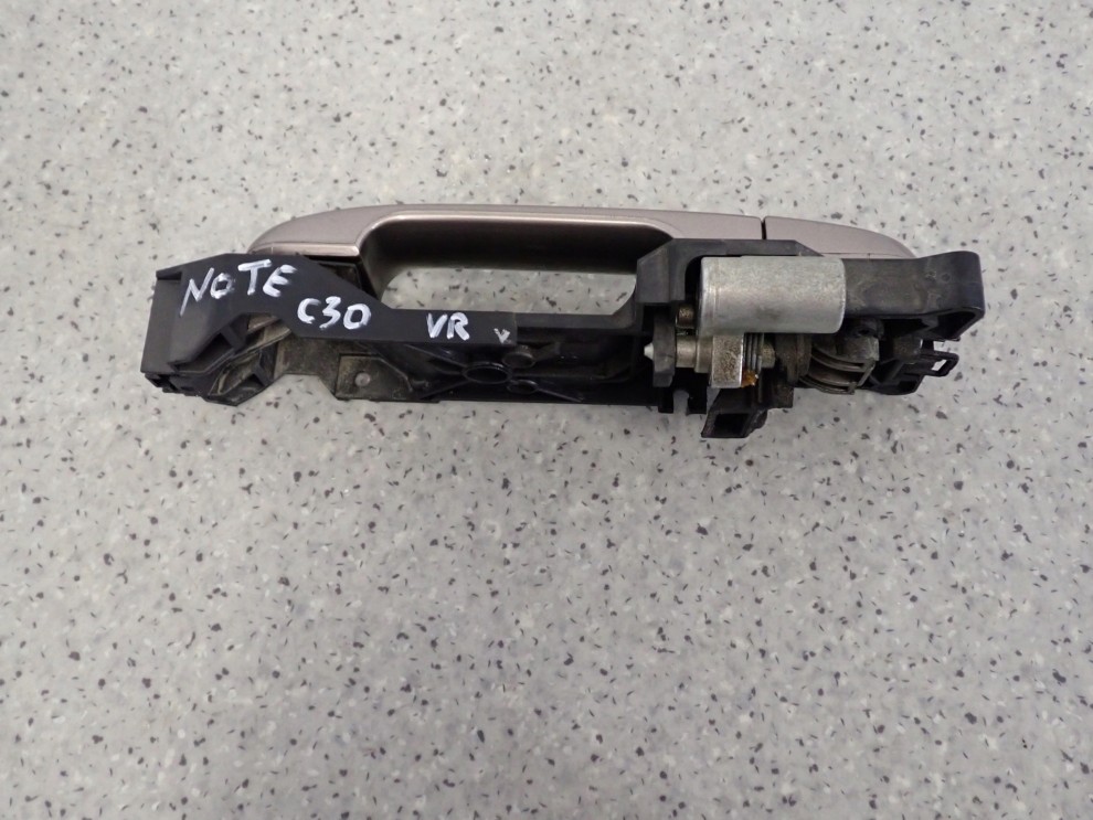 NISSAN NOTE E11 06-12 KLAMKA DRZWI PRZEDNIA PRAWA 3/5