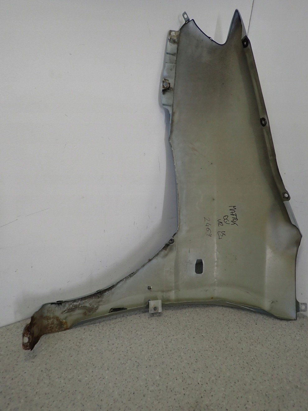 HYUNDAI MATRIX 02-08 BŁOTNIK PRZEDNI PRAWY VS 8/9