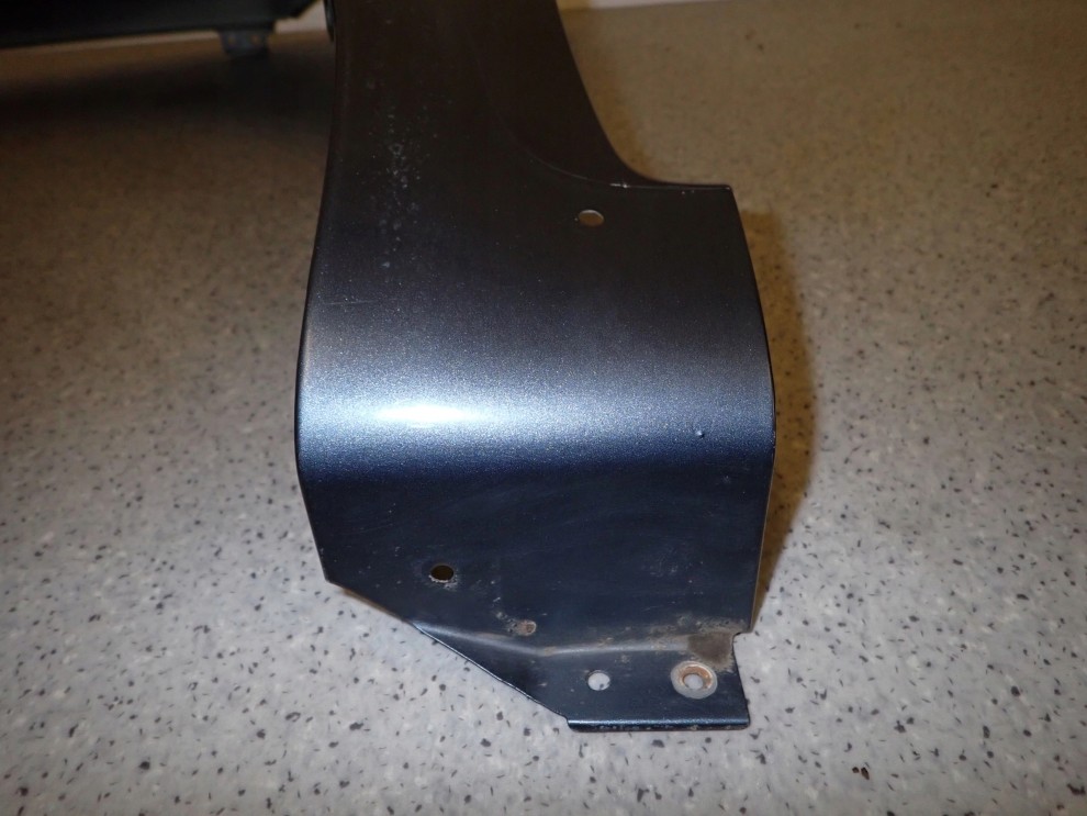 SUZUKI SX4 06-12 BŁOTNIK PRZEDNI LEWY ZY4 6/12