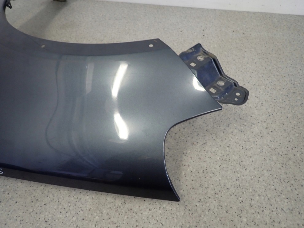 SUZUKI SX4 06-12 BŁOTNIK PRZEDNI LEWY ZY4 7/12