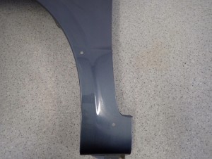 SUZUKI SX4 06-12 BŁOTNIK PRZEDNI LEWY ZY4 5/12 MINIATURA