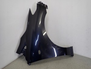 MAZDA5 MAZDA 5 I 05- BŁOTNIK PRZEDNI PRAWY 28B 3/11 MINIATURA