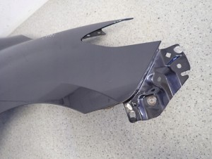 MAZDA5 MAZDA 5 I 05- BŁOTNIK PRZEDNI PRAWY 28B 5/11 MINIATURA