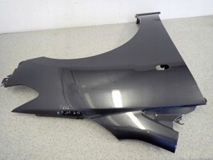 MAZDA5 MAZDA 5 I 05- BŁOTNIK PRZEDNI PRAWY 28B 6/11 MINIATURA