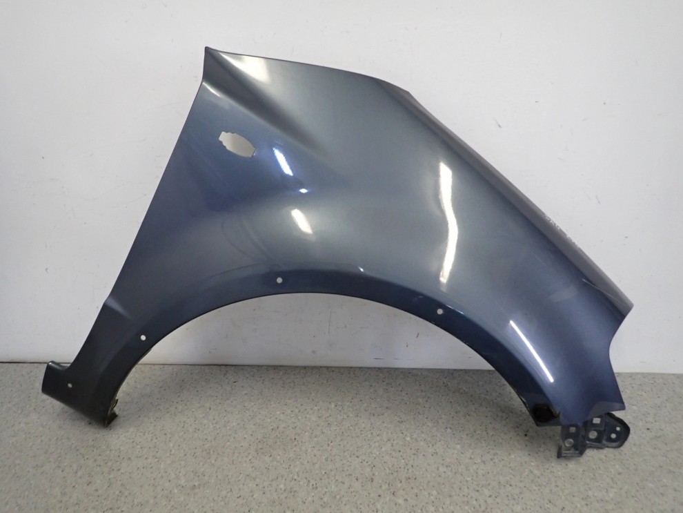 SUZUKI SX4 06-12 BŁOTNIK PRZEDNI PRAWY ZY4 1/11