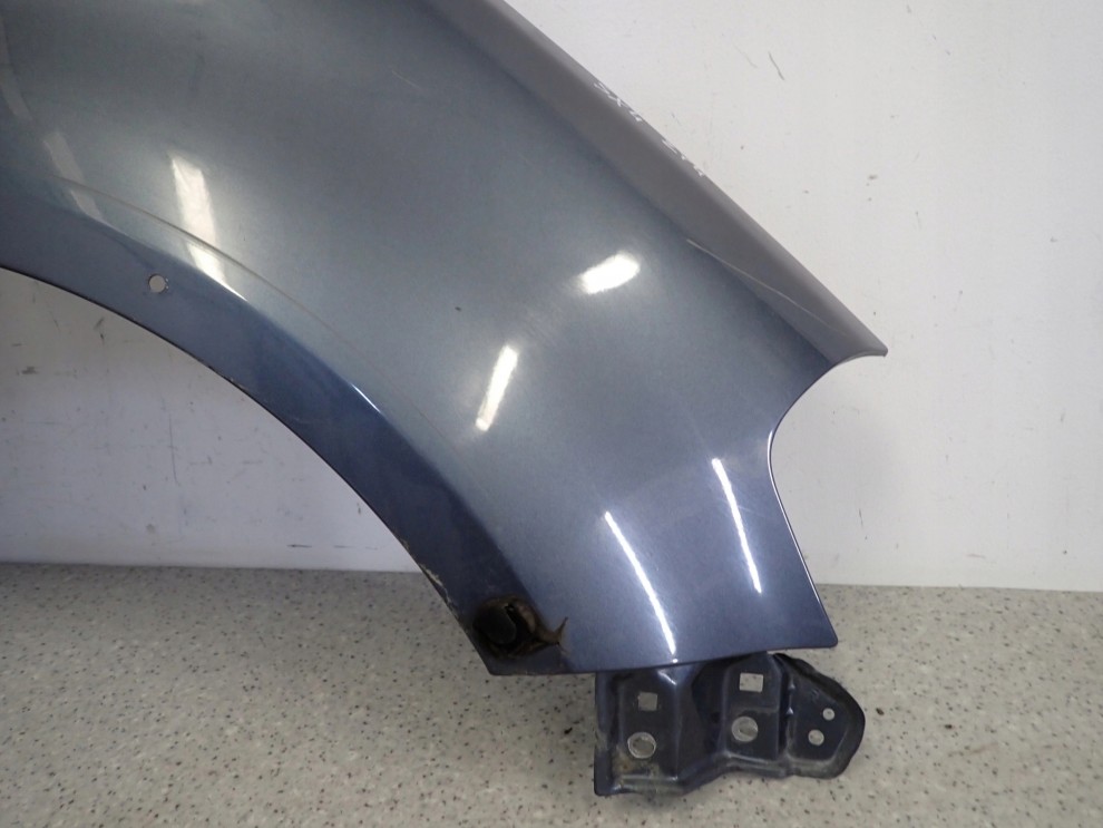 SUZUKI SX4 06-12 BŁOTNIK PRZEDNI PRAWY ZY4 3/11