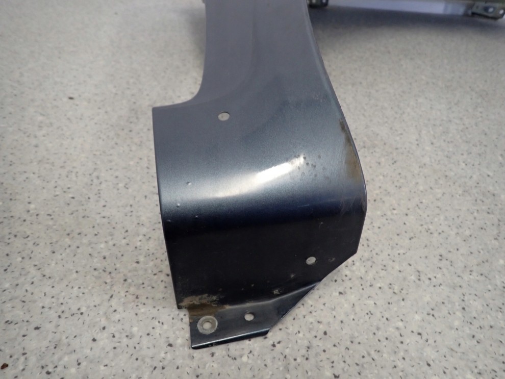 SUZUKI SX4 06-12 BŁOTNIK PRZEDNI PRAWY ZY4 6/11