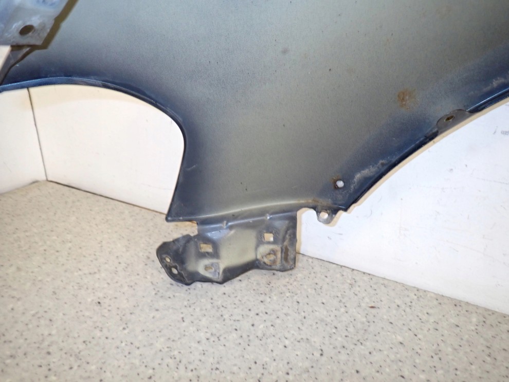 SUZUKI SX4 06-12 BŁOTNIK PRZEDNI PRAWY ZY4 10/11