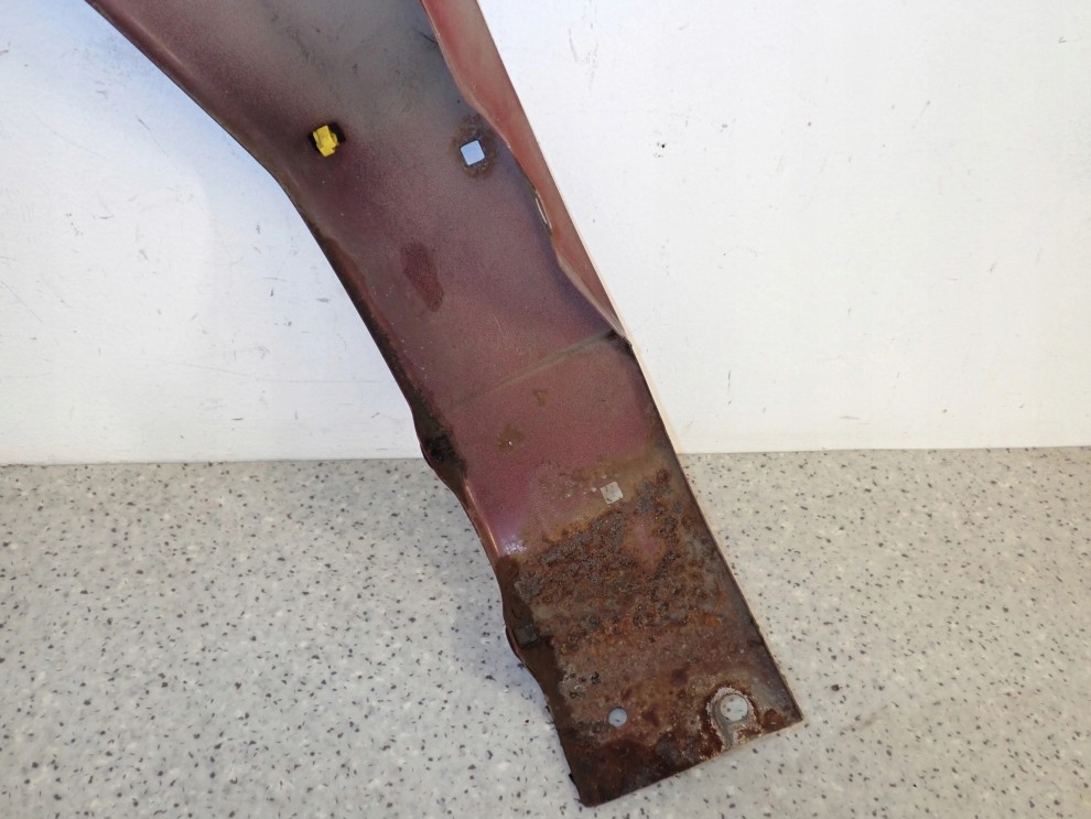 HYUNDAI SANTA FE 01- BŁOTNIK PRZEDNI PRAWY NQ 15/15