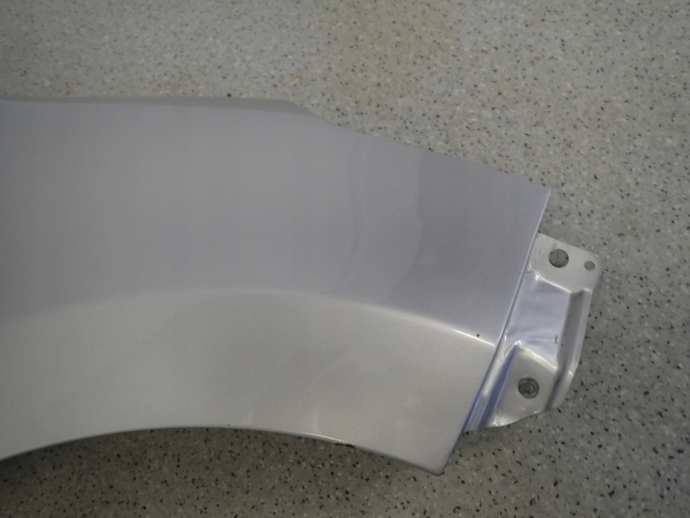 SUZUKI ALTO NISSAN PIXO 09-14 BŁOTNIK PRZEDNI PRAWY Z2S 5/11