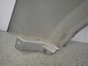 SUZUKI ALTO NISSAN PIXO 09-14 BŁOTNIK PRZEDNI PRAWY Z2S 10/11 MINIATURA